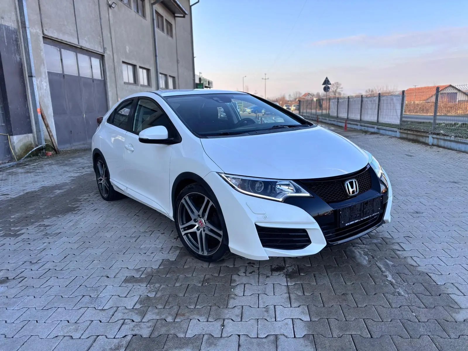 Honda Civic Sport 1.6 i-DTEC 2015 - Prodato vozilo