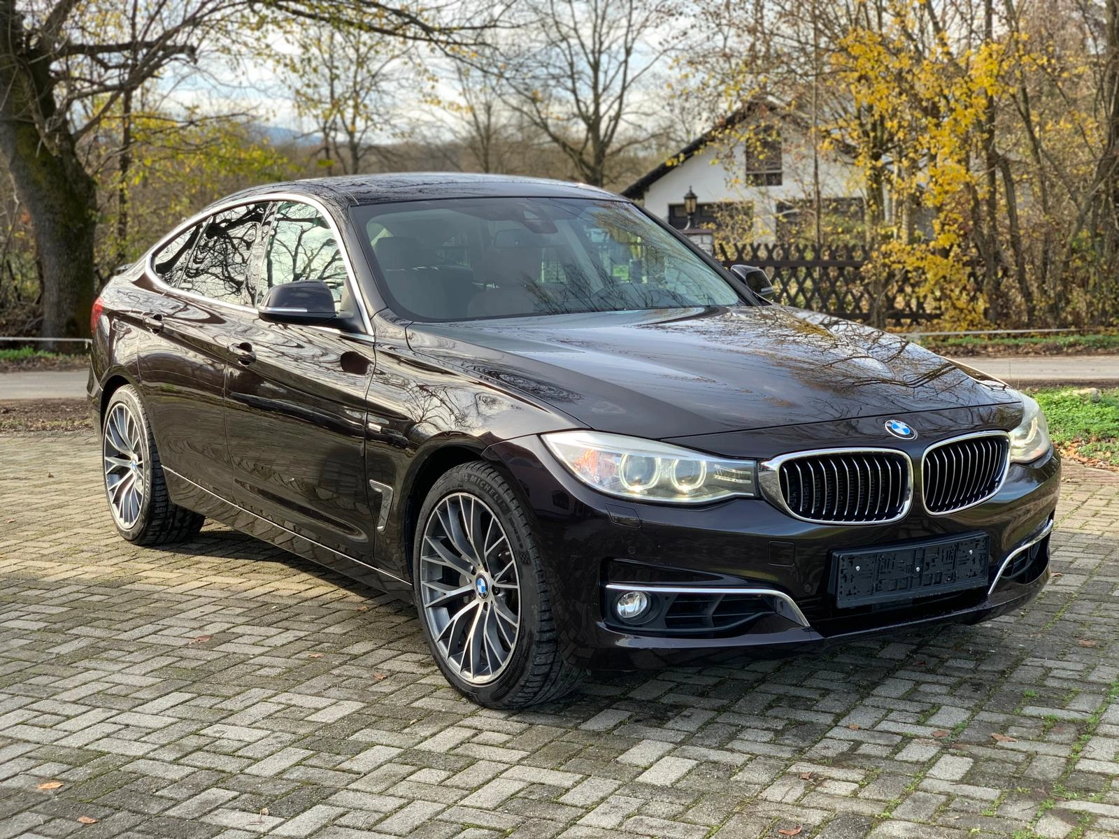 BMW 335 GT Luxury 3.0 xDrive - slika 1